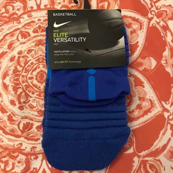 nike versatility socks mid